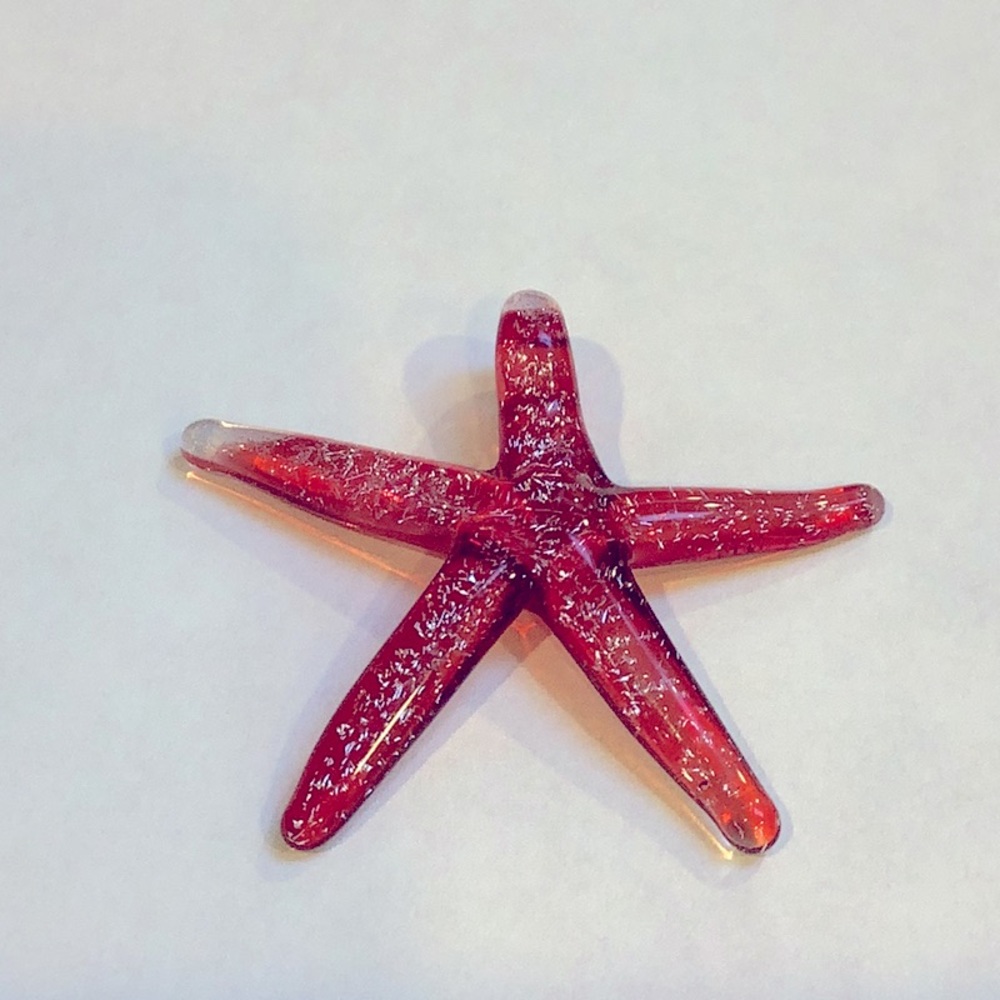 Glass starfish pendant